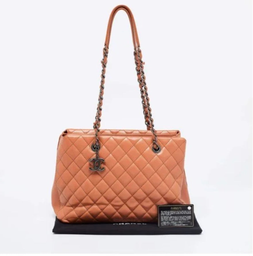 CHANEL Caramel City Shopping Tote