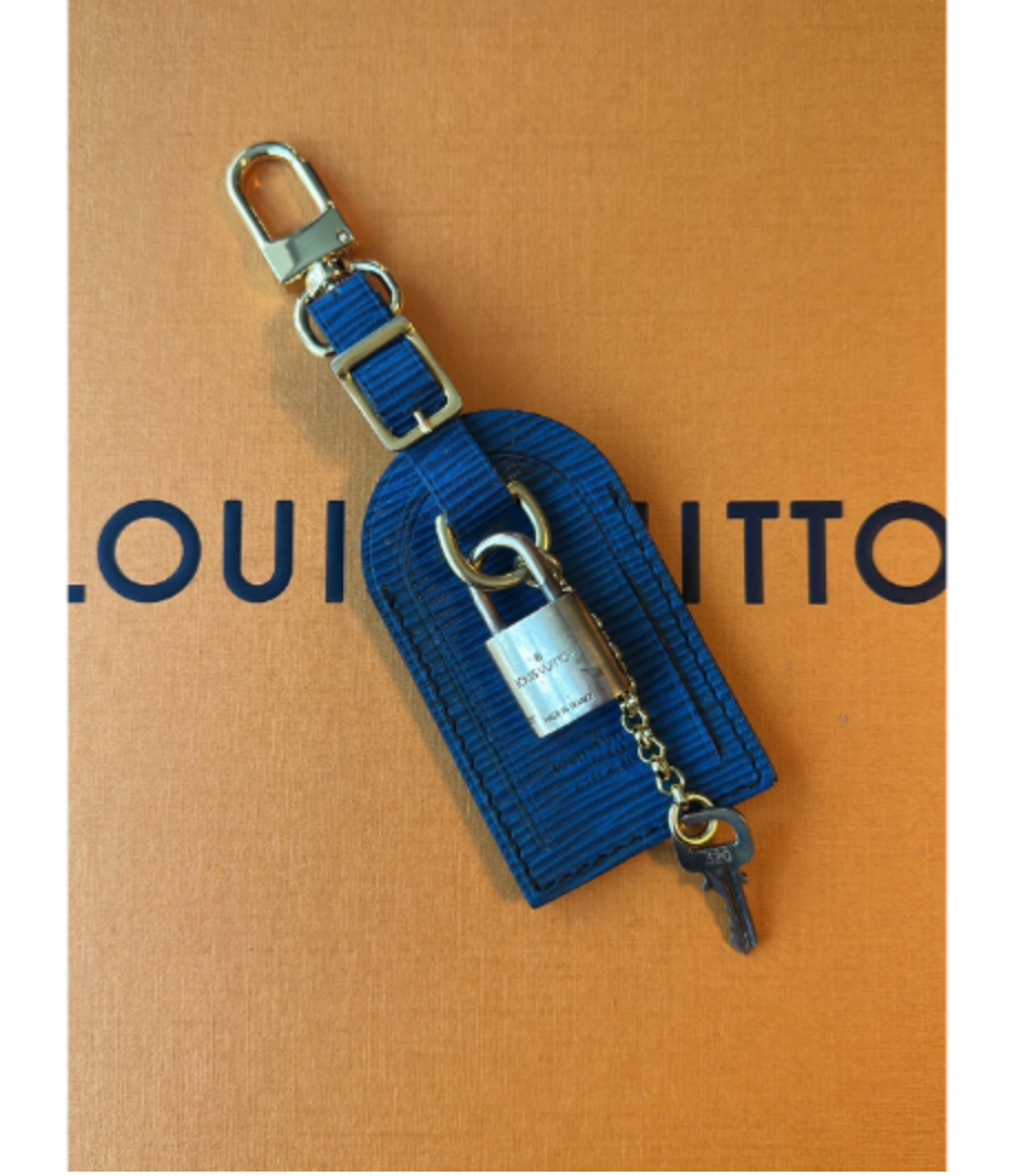 LOUIS VUITTON Blue epi leather luggage Name Tag and Lock