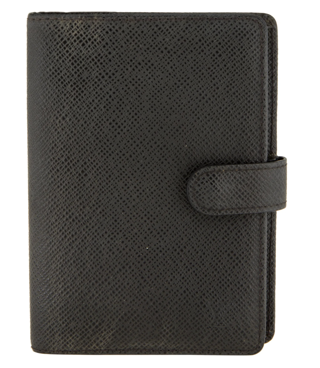 LOUIS VUITTON Black Taiga Agenda Cover PM